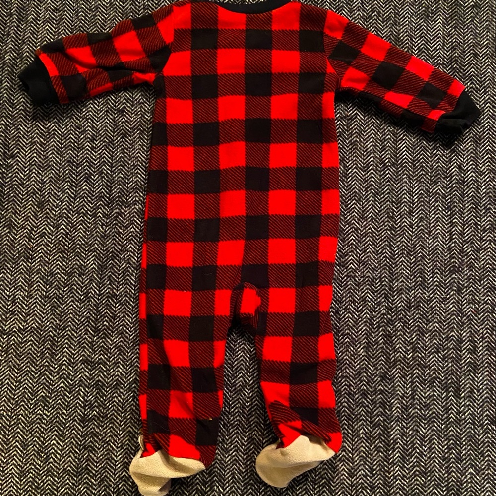 Carters Buffalo plaid sleeper with rain deer feet size 9M - Picture 2 of 4